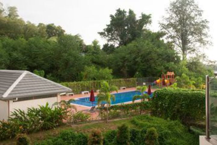 Pool 25 of 26