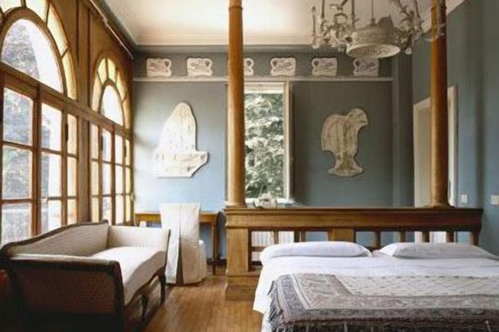 Room 3 of 71