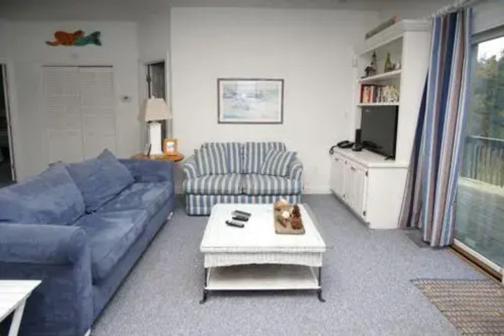Room 3 of 10