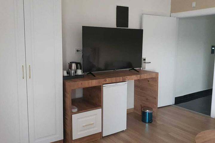 Room 17 of 23