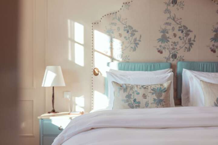 Room 16 of 54