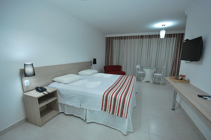 Room 10 of 34