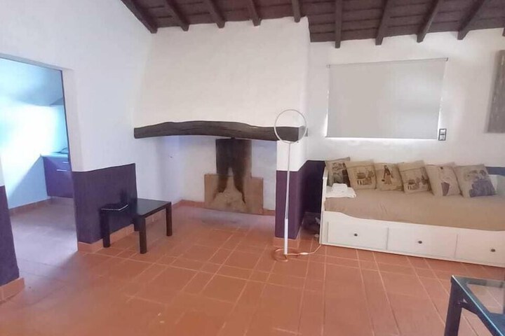 Room 14 of 48