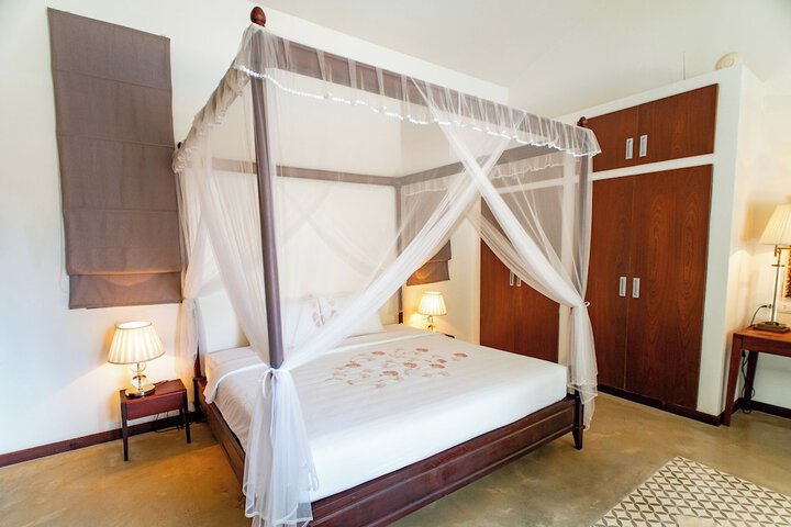 Room 51 of 252