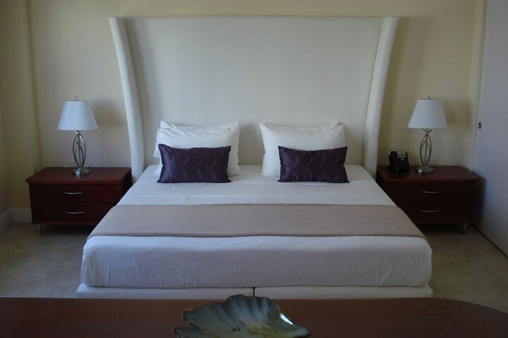 Room 5 of 129