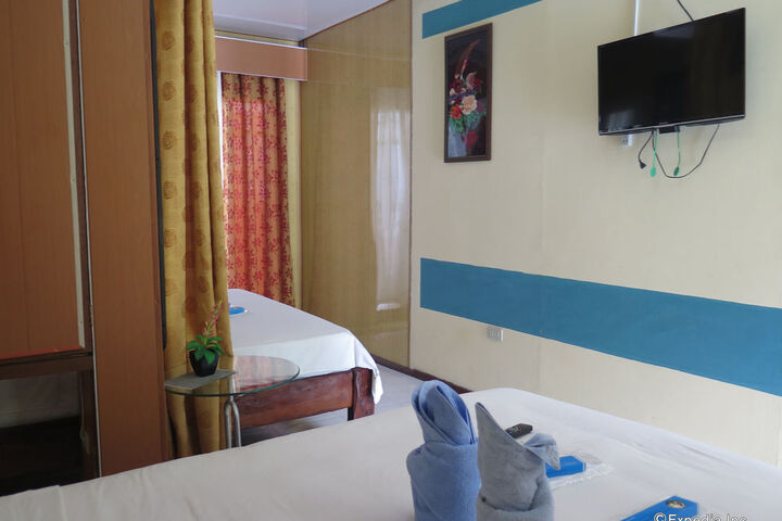 Room 47 of 86
