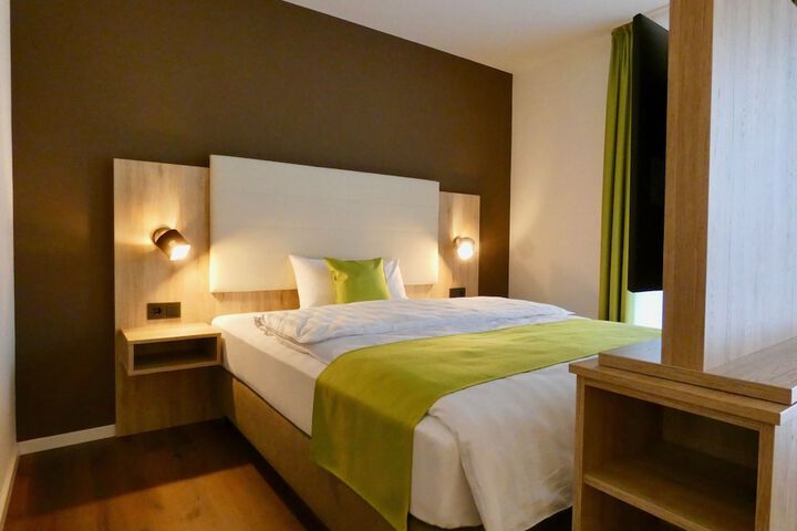Room 7 of 45