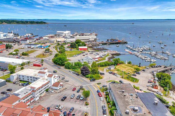 Harborline Hotel