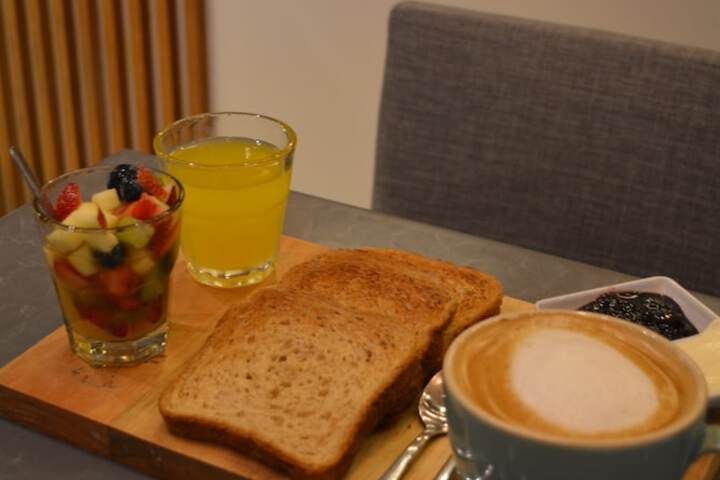Dining Photos