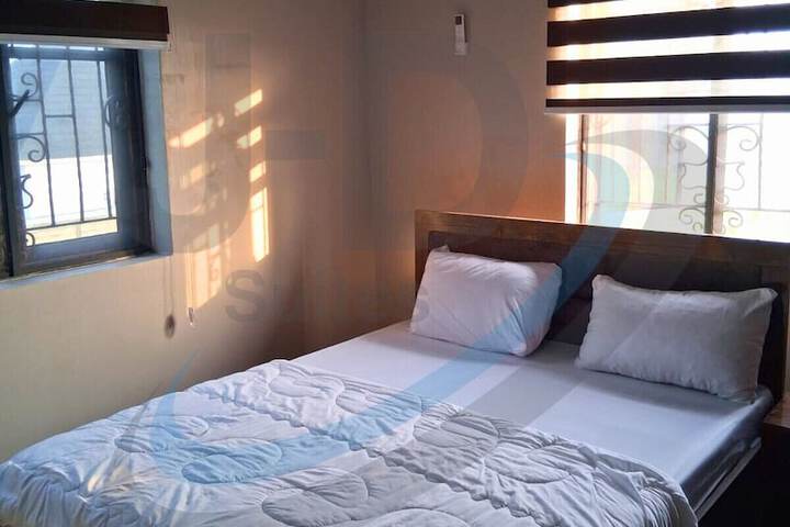 Room 6 of 31