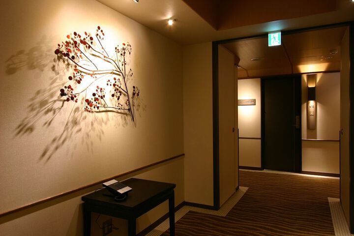 Ballroom/Hall 47 of 49