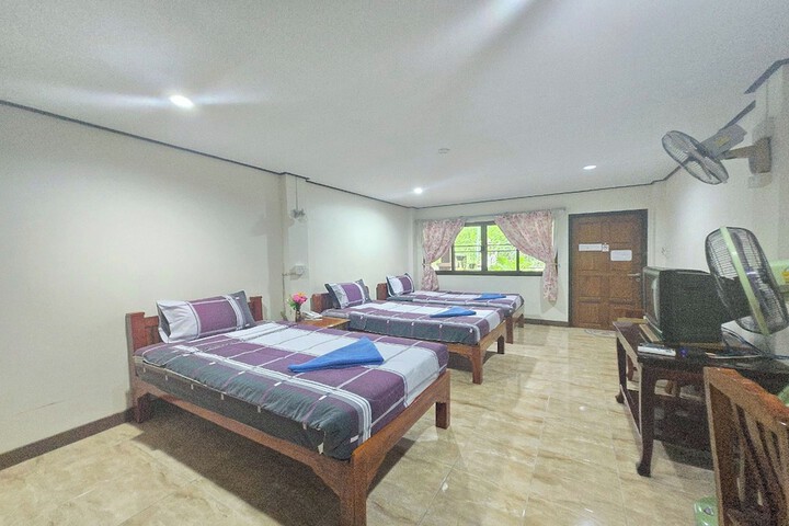 Room 16 of 59