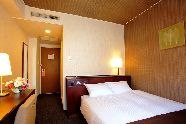 Room 5 of 31