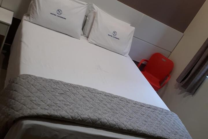 Room 14 of 34