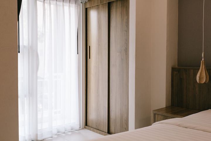 Room 27 of 70