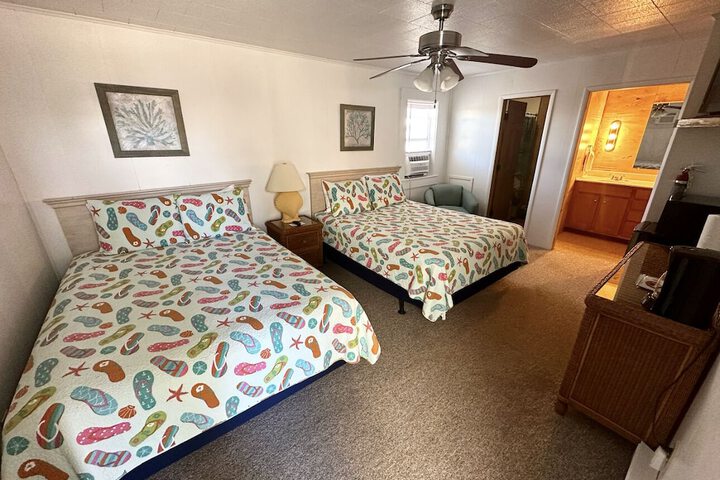 Room 2 of 123