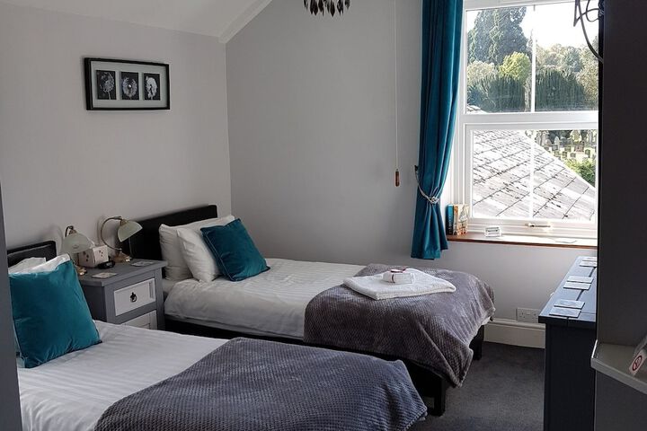 Room 15 of 62