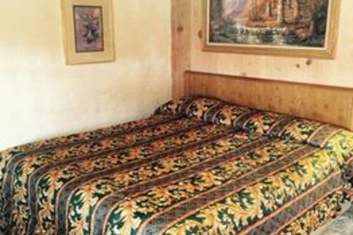 Room 18 of 21