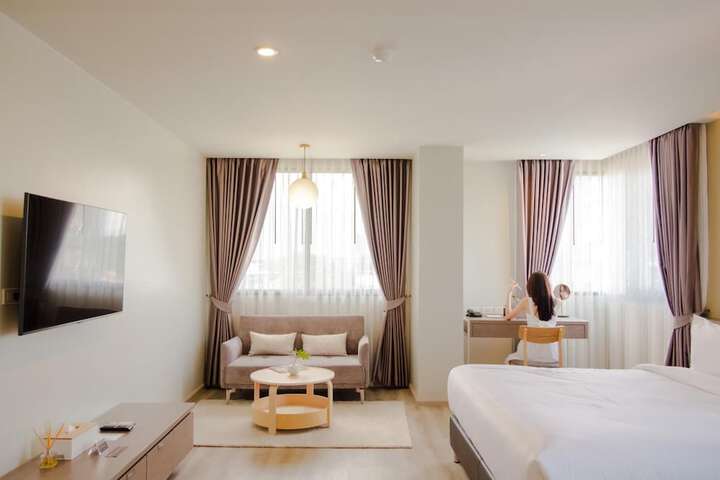 Room 19 of 80