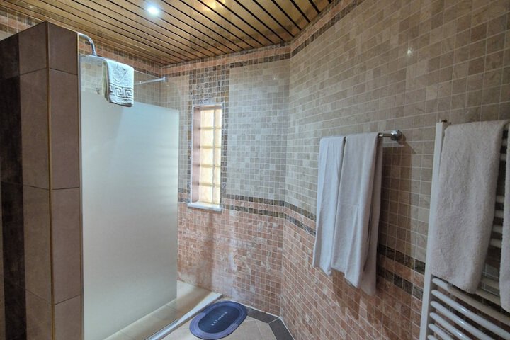 Room 20 of 30