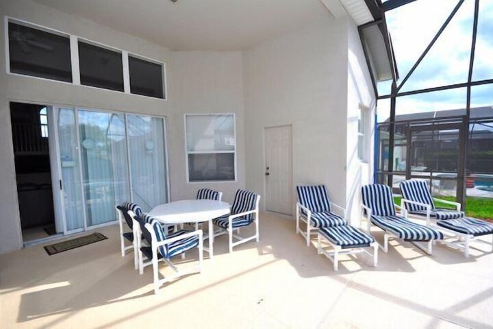 Terrace/Patio 24 of 26