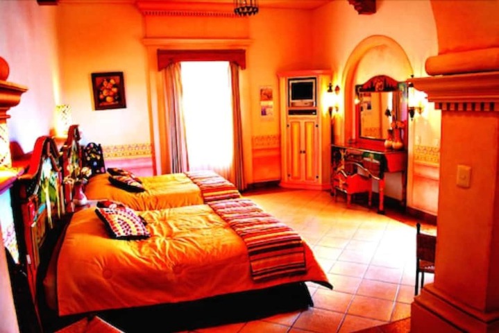 Room 9 of 22