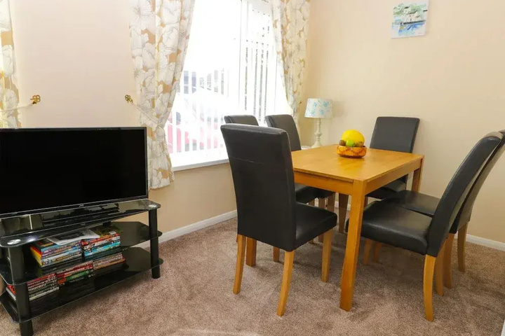 Room 3 of 12
