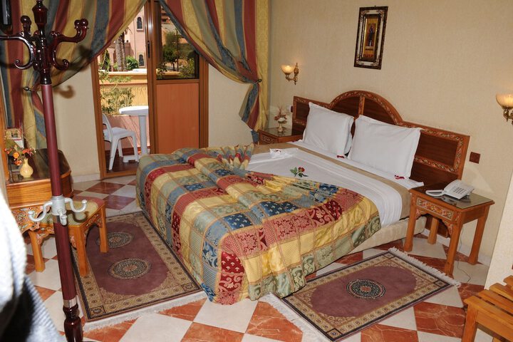 Room 9 of 34