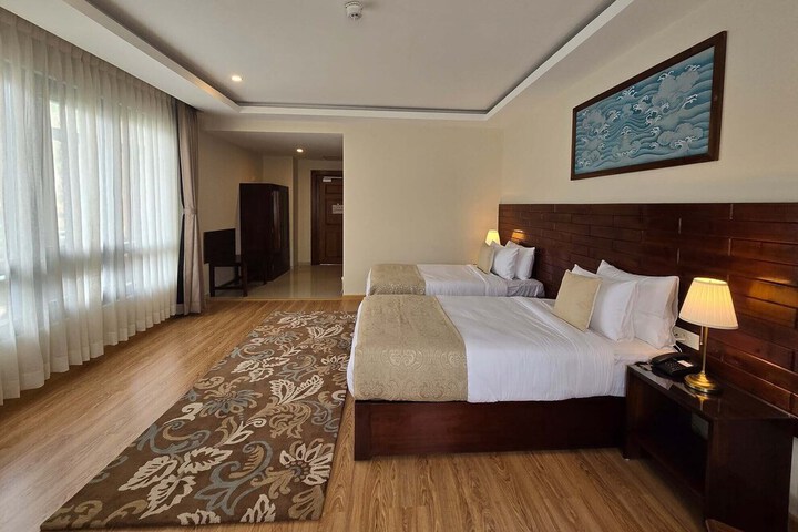 Room 7 of 20