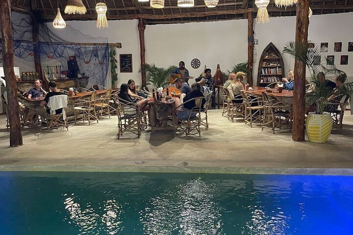 Pool 71 of 103