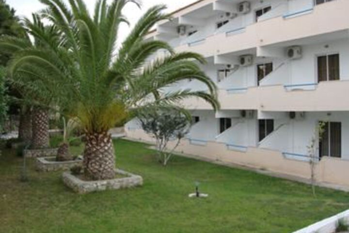 Hotel 7 of 24