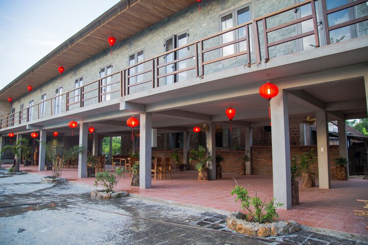Property Grounds 85 of 104