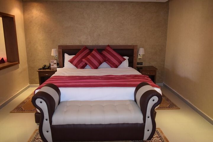 Room 14 of 42