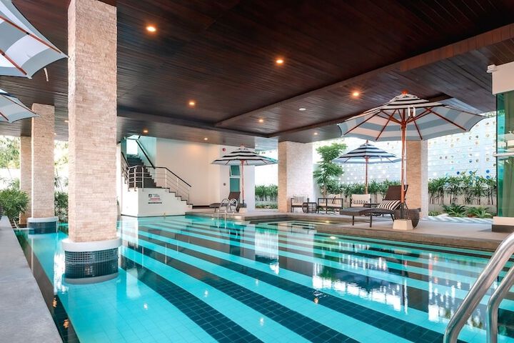 Pools & Facilities