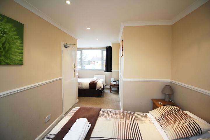 Room 7 of 38