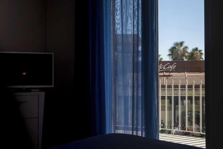 Room 11 of 31