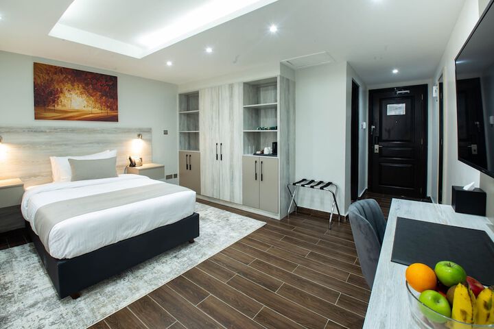 Room 19 of 47