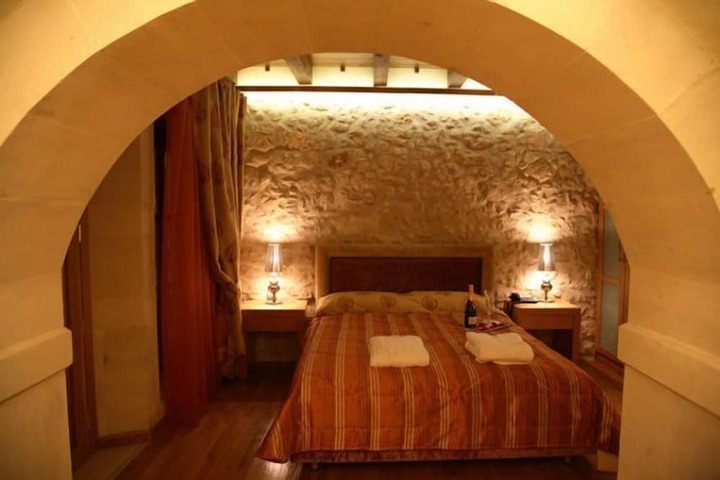 Room 6 of 46