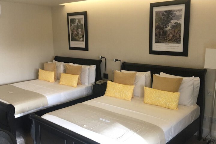 Room 12 of 46