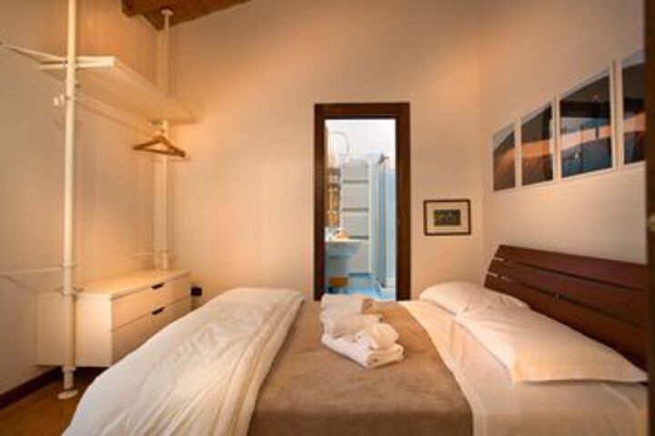Room 14 of 30