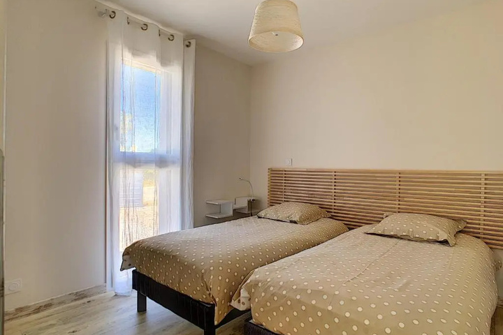 Room 3 of 14