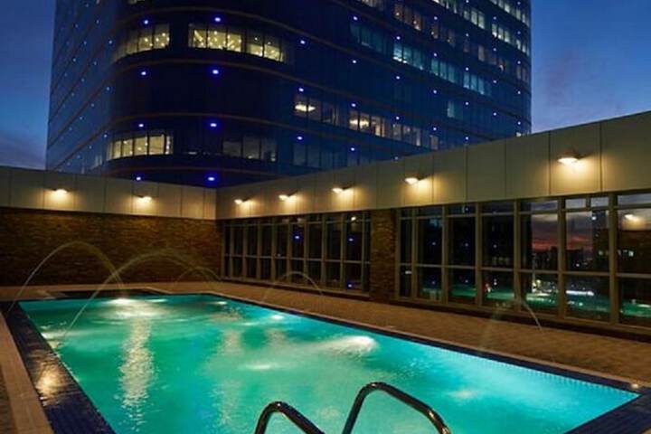 Pool 28 of 37