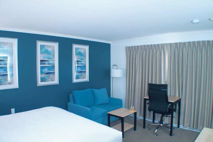 Room 37 of 97