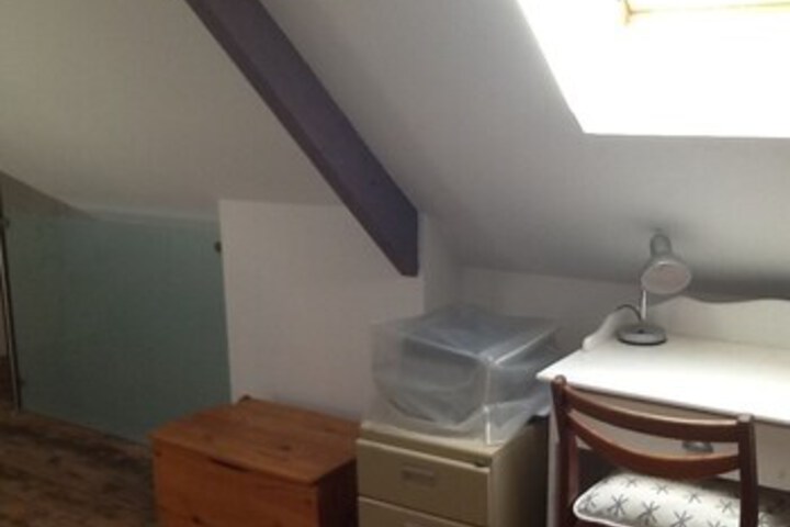 Room 10 of 11