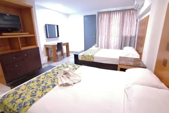Room 7 of 37