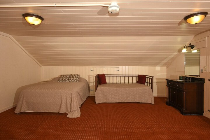 1 Bedroom Condo Villa Queen Bed Sofa (155 of 252)