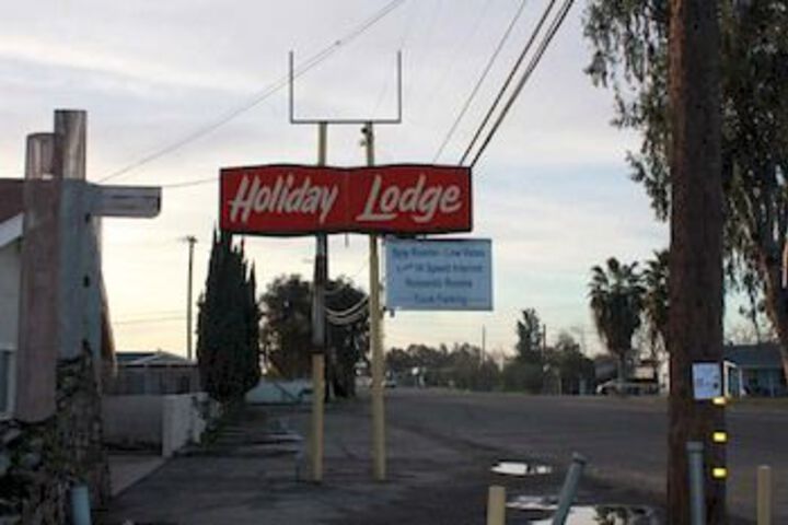Holiday Lodge