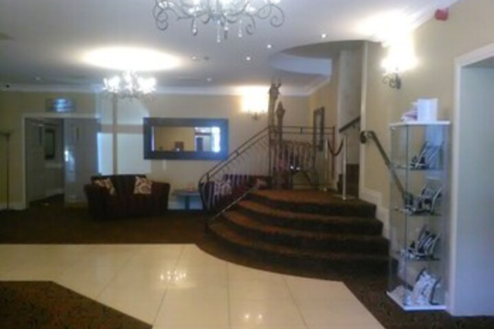 Glen Eden Hotel