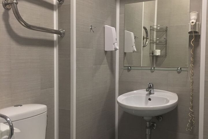 Room 37 of 45
