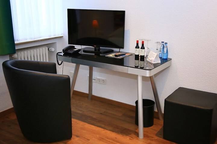 Photo 4